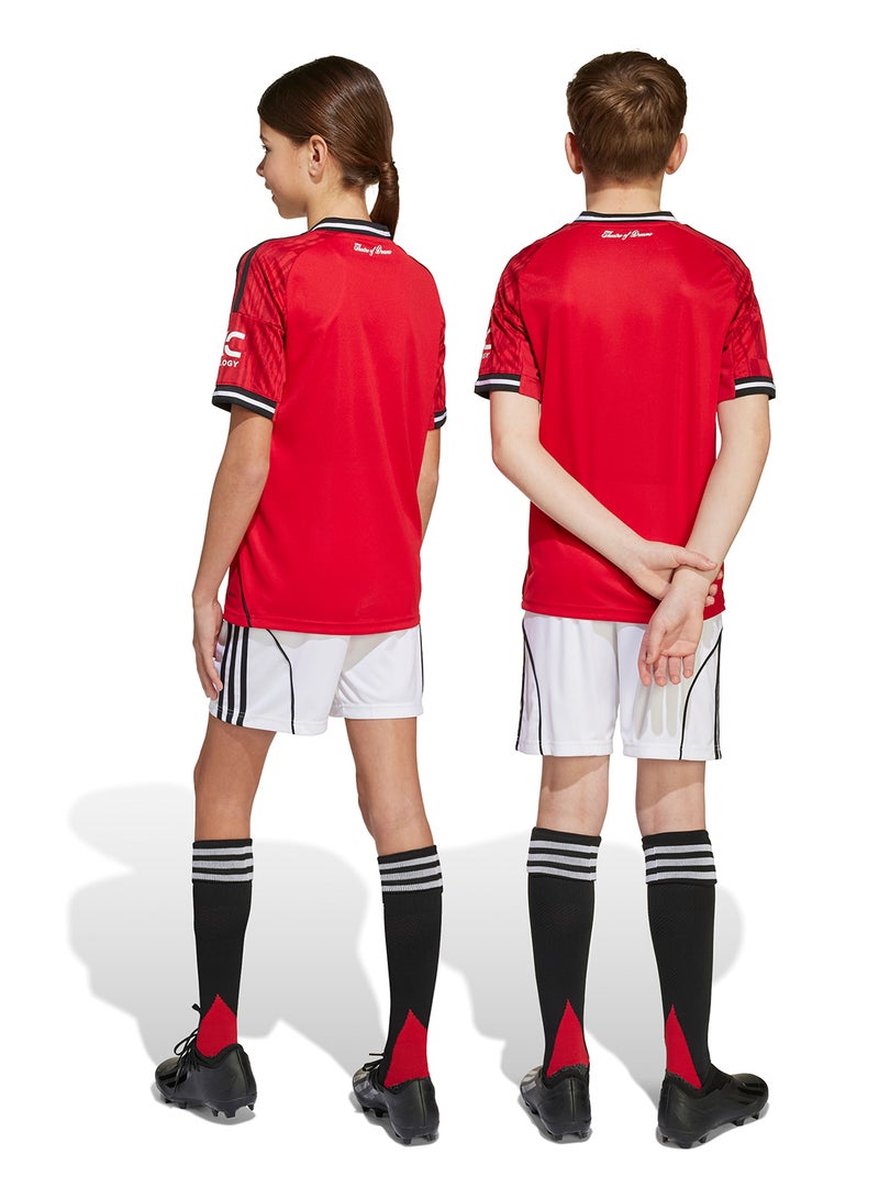 اديداس شورت مانشستر يونايتد الأساسي للشباب 24/25 - Image 2