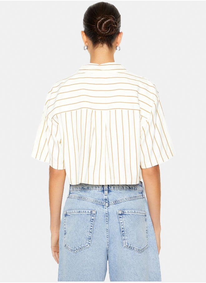 FOREVER 21 - Cropped Pinstripe Poplin Shirt - Image 1