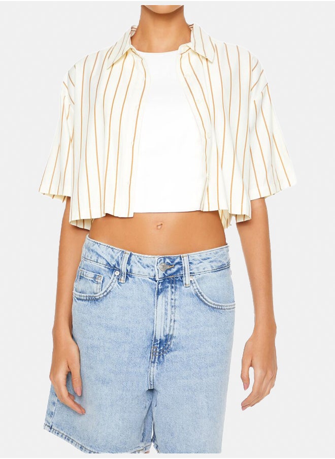 FOREVER 21 - Cropped Pinstripe Poplin Shirt - Image 1