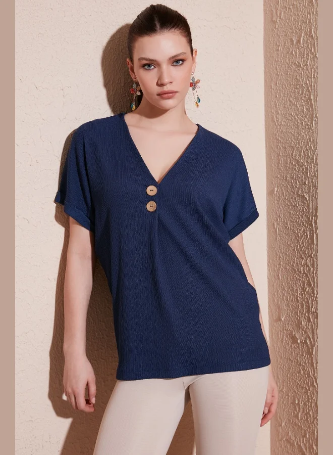 Lela Lela Button Detailed V-Neck Blouse Women's BLOUSE 5865567