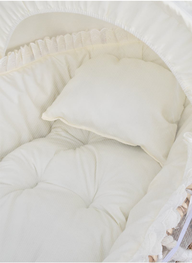 FUN MOMENT Moses basket bed with wooden rocking stand  - Image 5