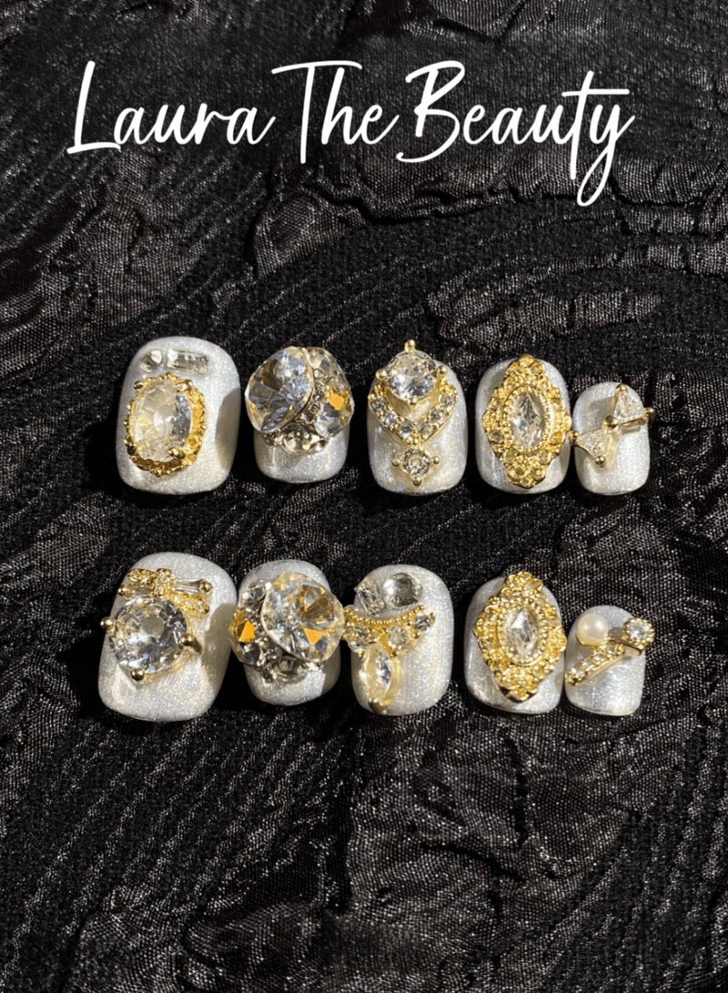 LauraTheBeauty 【Gorgeous】 10 Pcs Rhinestone Nail Art False Nails Short Square Fake Nails Press on Nails with Wearing Tools  - Image 1