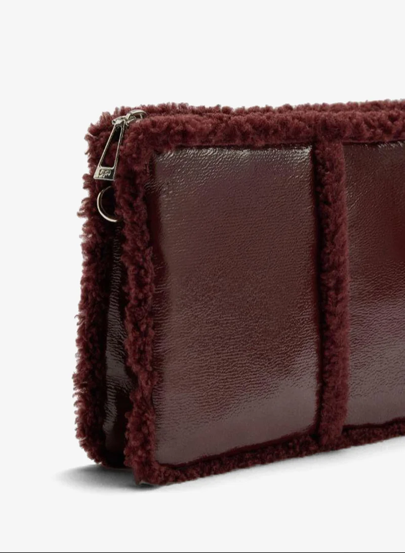 بارفوا حقيبة كروس بودي بحواف تحمل تأثير الفراء