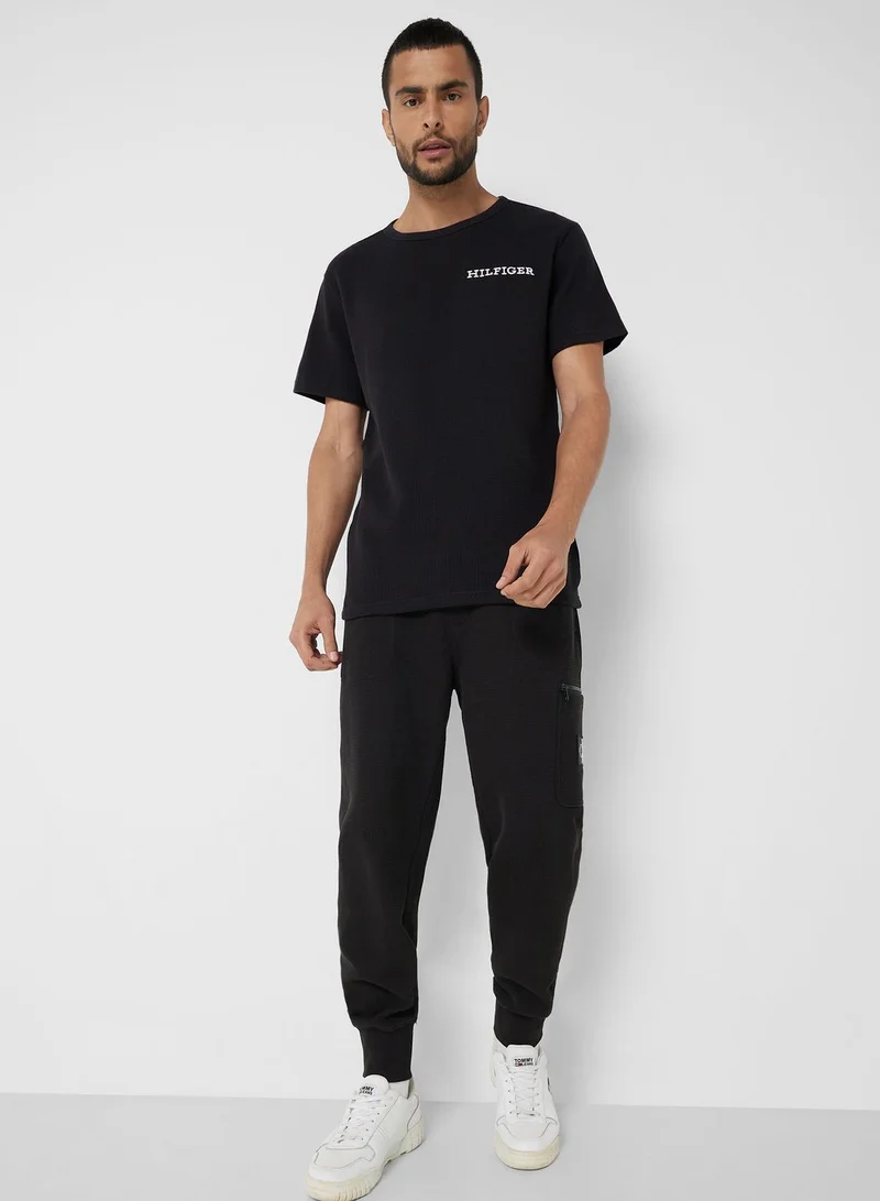 TOMMY HILFIGER Logo Crew Neck T-Shirt