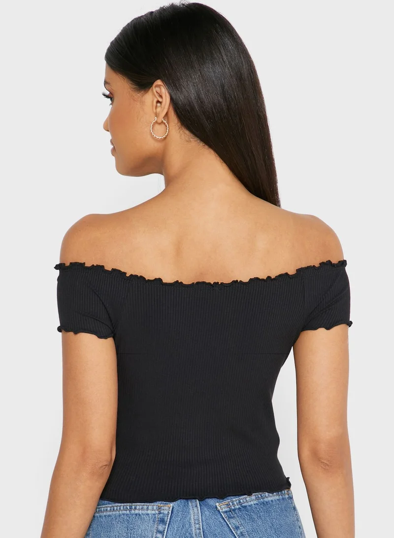 ONLY Lettuce Edge Off Shoulder Top