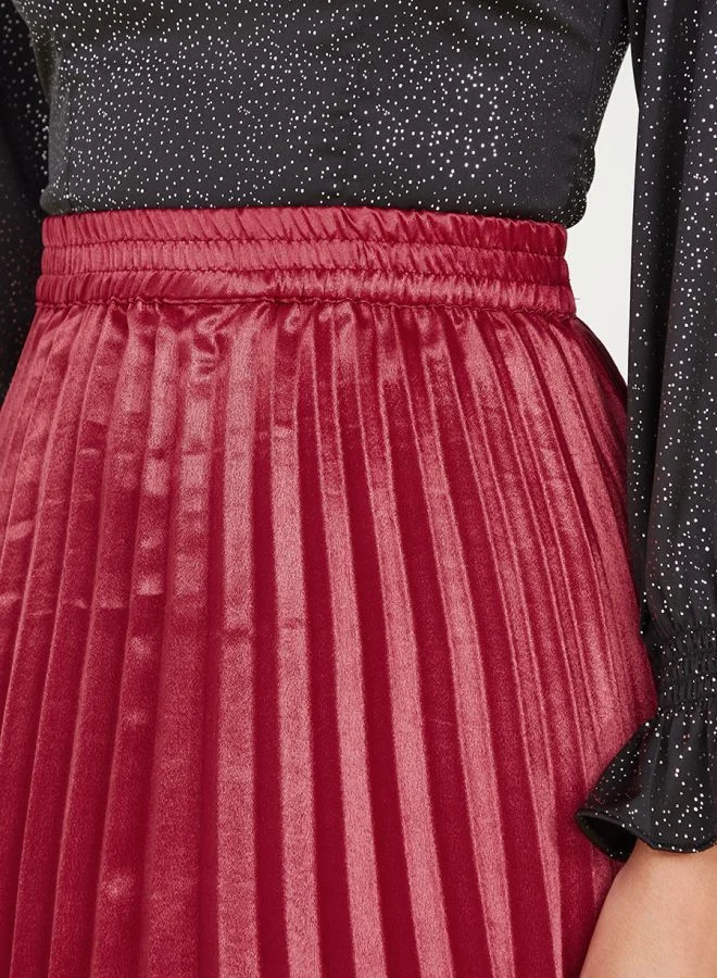 Styli Styli Solid Pleated Maxi Skirt