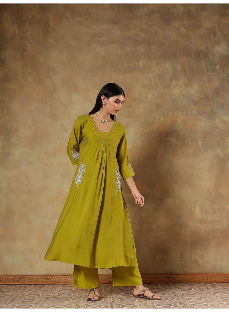 PRIYA’S PANACHE Anarkali Embroidered Mul Chanderi Kurta Set for Women with Dupatta & Pants | Ethnic Wear | Anarkali Salwar Suit | Festive, Wedding & Party Wear - Image 4