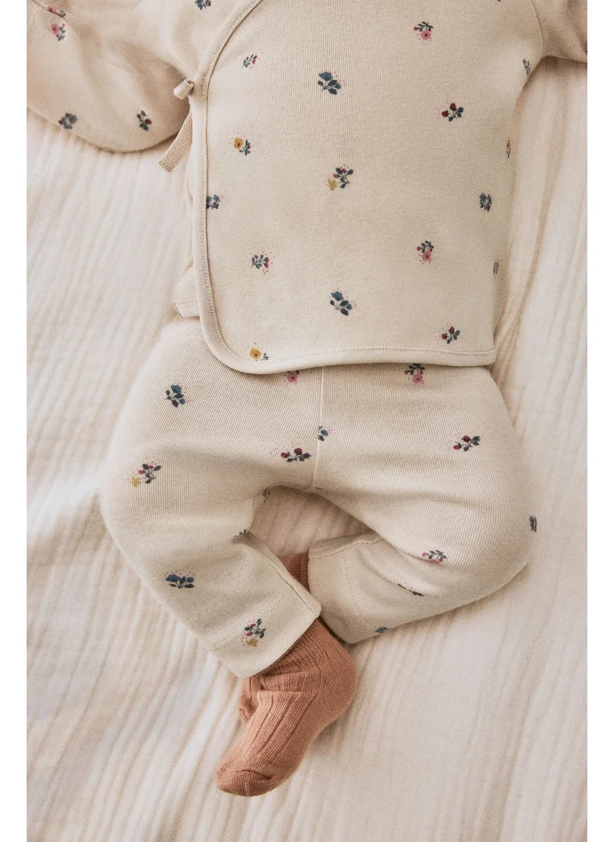 اتش اند ام 2-Piece Wrapover Top And Leggings Set