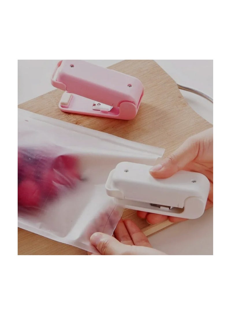 un branded Accessories Shears