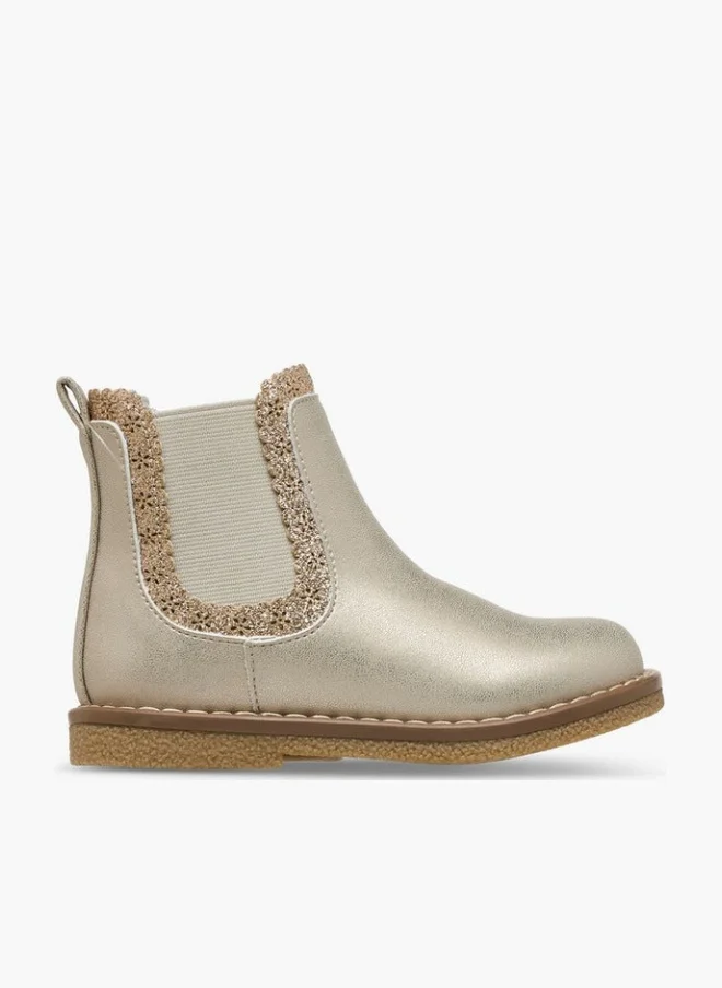 JUNIORS Cutout Detail Ankle Boots with Zip Closure