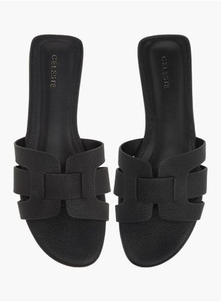 Womens Textured Slide Sandals With Slip-On Closure - pzsku/Z20414895279EF0D96AC3Z/45/_/1736265375/789ce090-b11e-4c35-b243-1559dbc5f896