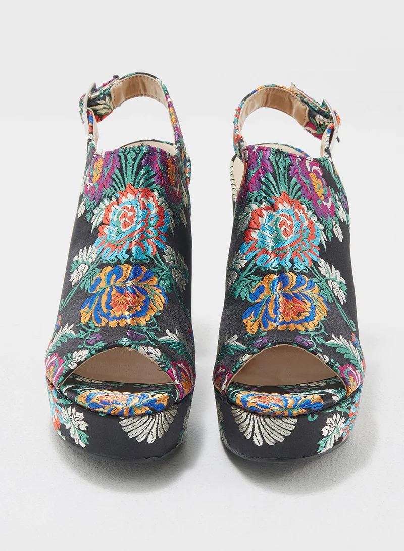 NEW LOOK Shaken High Vamp Sandals
