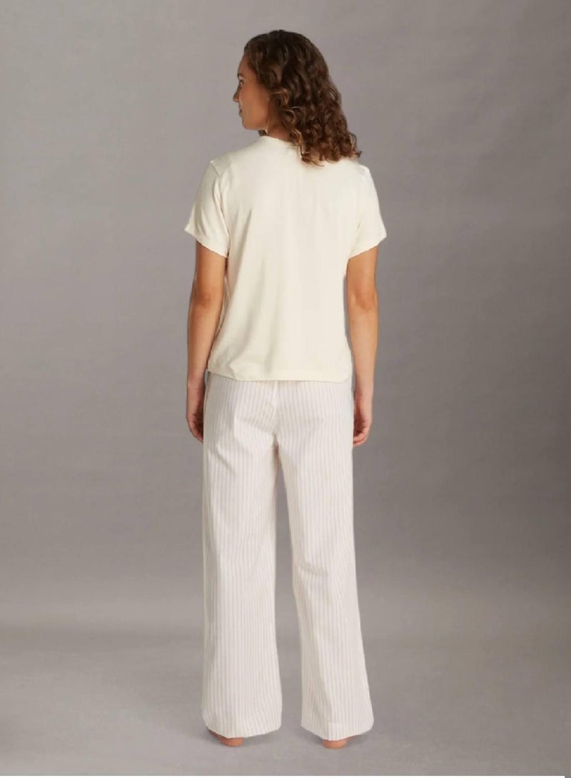 كالفن كلاين تيشيرت مريح فائق النعومة من المودال - Image 2