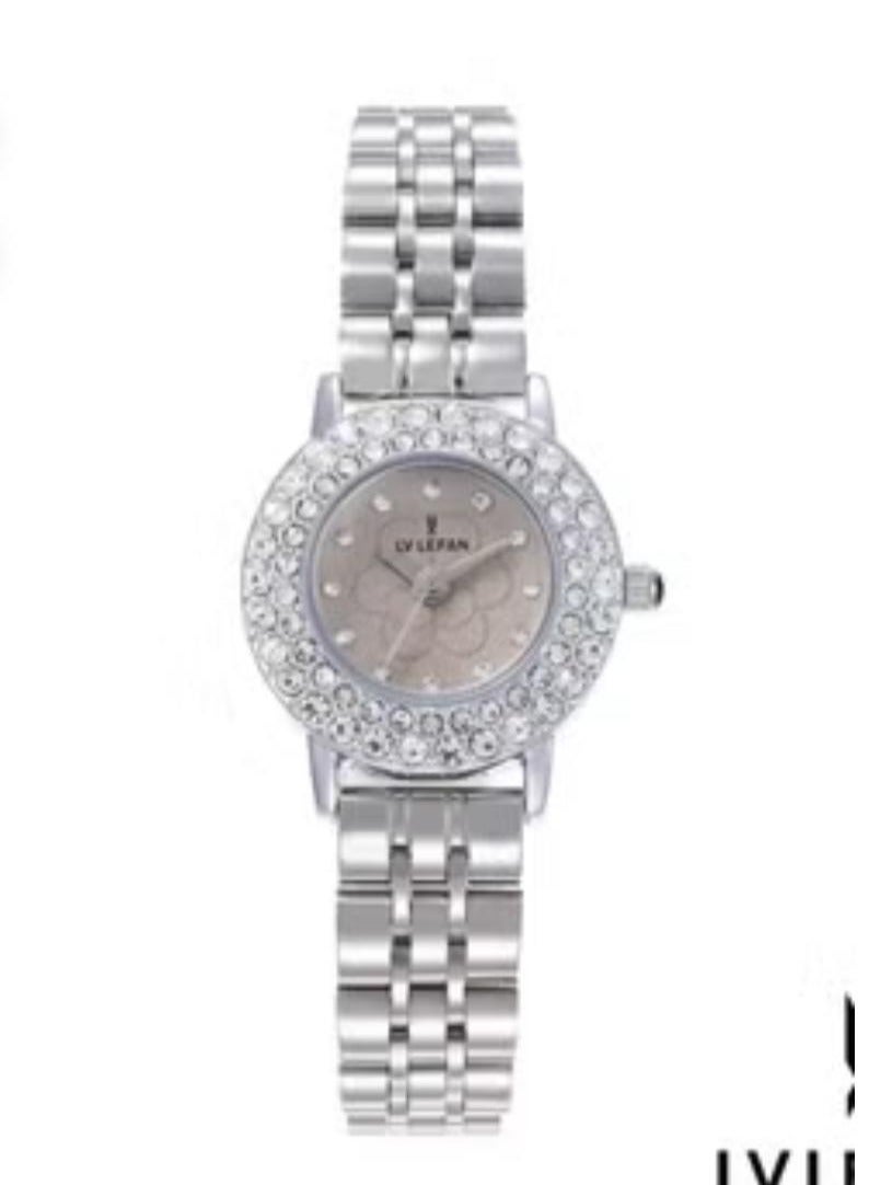 ليفان ساعة نسائية جودة عاليه صنقل وقفل ستانلس ستيل