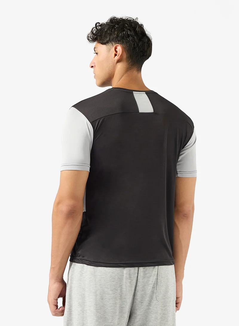 فورورد Training Activewear T-Shirt