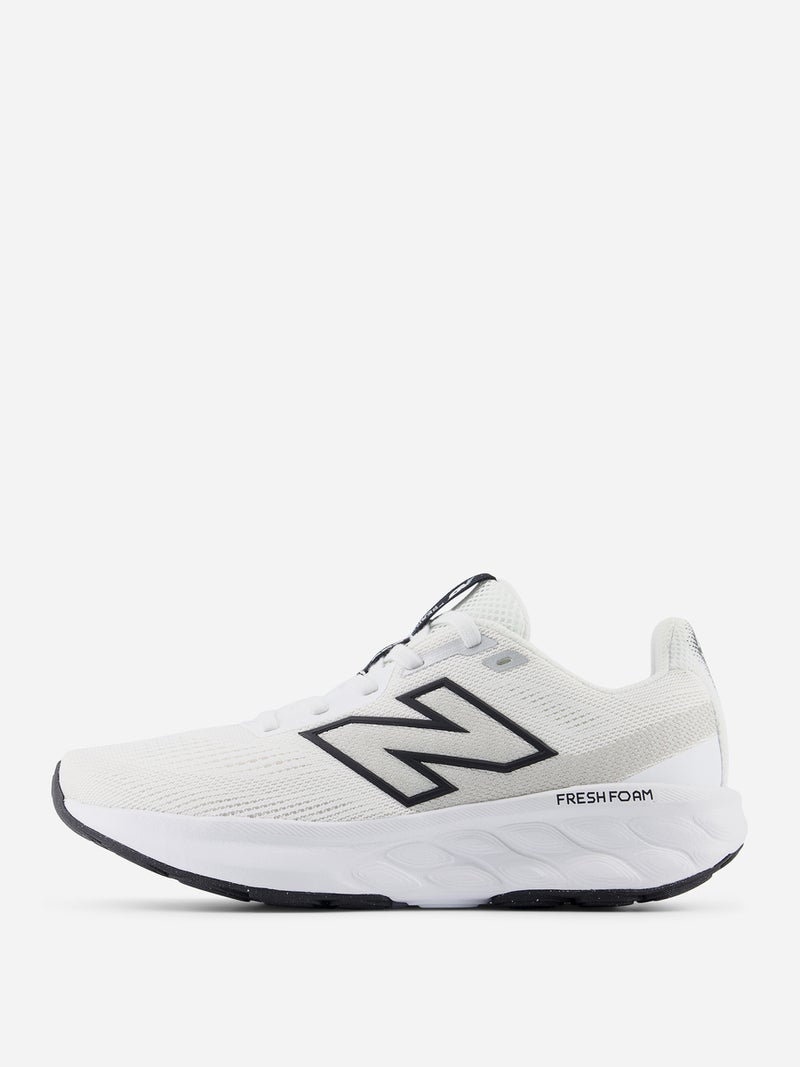 New Balance 520 Shoes - Image 3