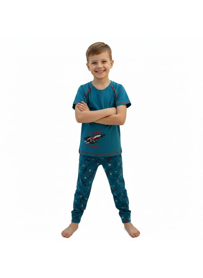 جوانا طقم بيجاما أولادي من جوانا بطبعة صواريخ، قميص بأكمام قصيرة وبنطال طويل، بلون تركواز/أزرق مخضر - Image 1