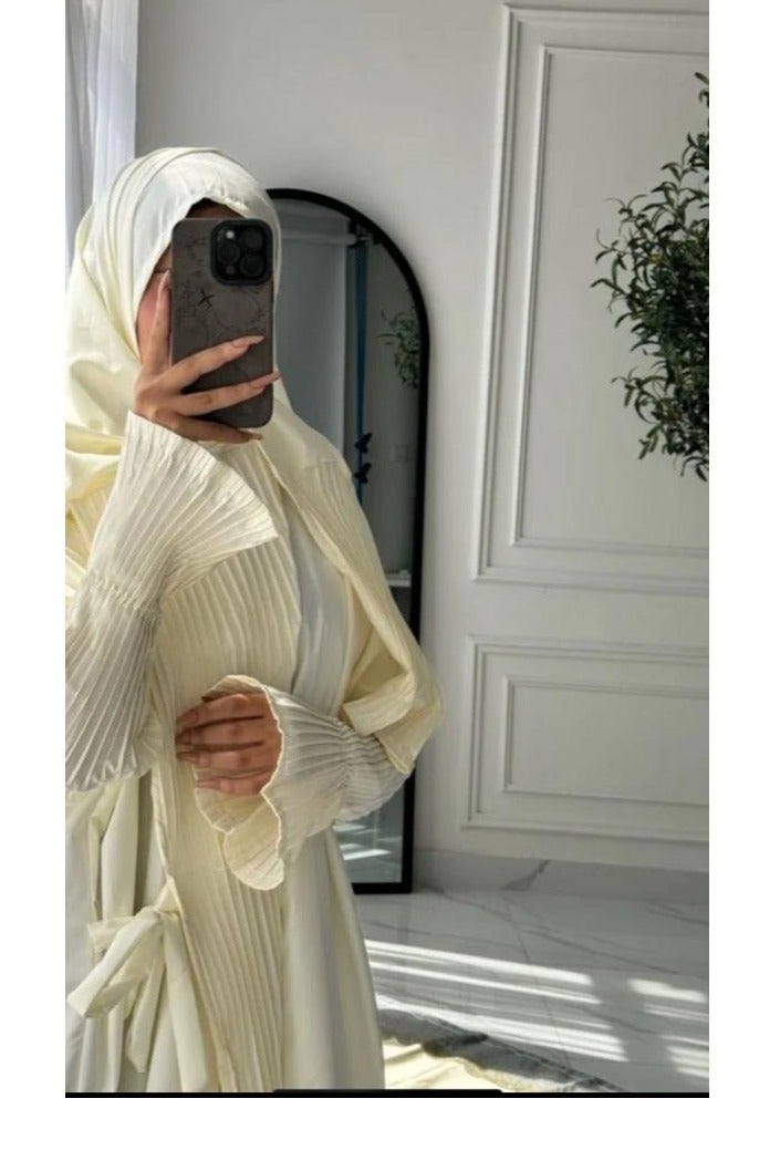 A very soft and comfortable one-piece prayer shawl that includes a scarf and covers the entire body in a one-size-fits-all, wide-fitting size. - Image 1
