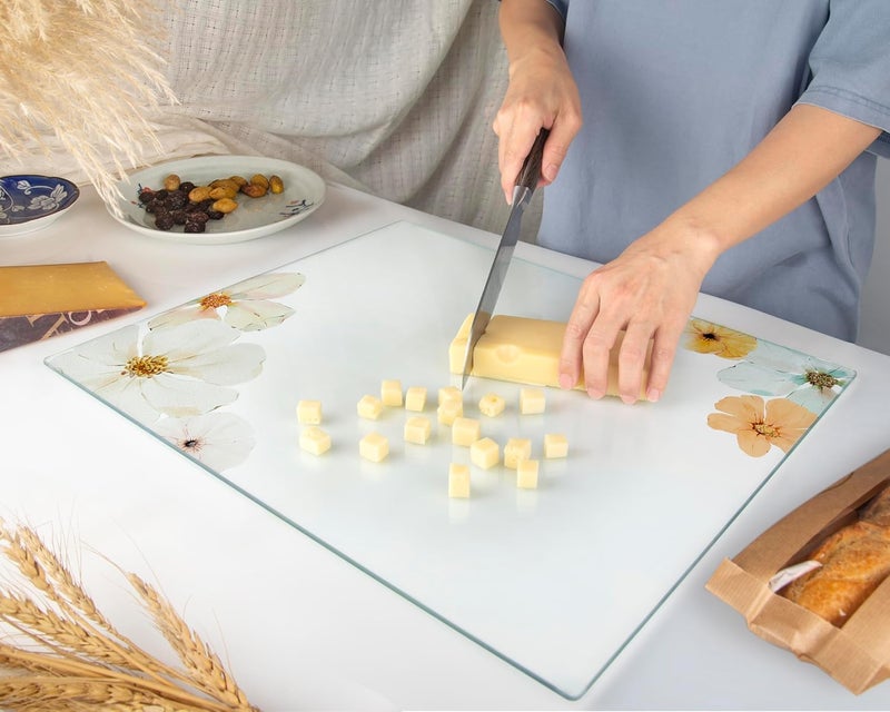 Kitchenville لوح تقطيع زجاجي من كيتشينفيل مقاس 50×40 سم - لوح تقطيع زجاجي مقوى صحي - مقاوم للحرارة، مقاوم للخدوش وغير قابل للانزلاق - سطح زجاجي للمطبخ - نقش زهري - Image 5