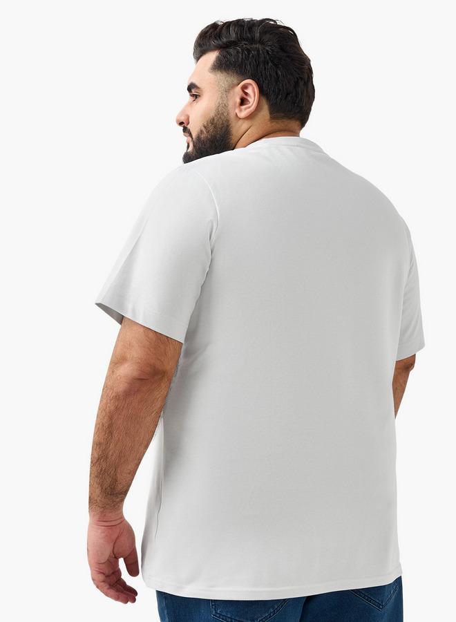 ماكسيم تيشيرت رجالي بقصة عادية ورقبة دائرية وأكمام قصيرة وشعار - Image 3