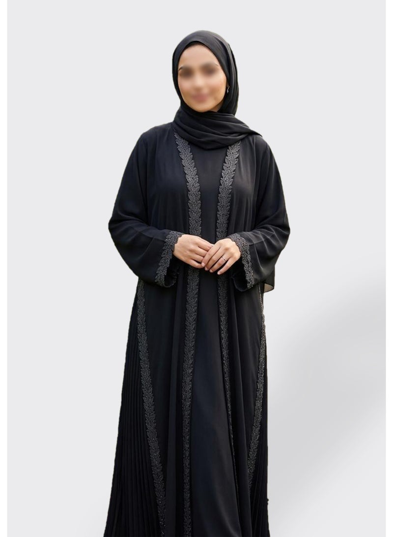 عباية دارين السوداء الفاخرة من قماش كوري ندى مع تطريز أنيق وجوانب مطوية | صناعة دبي - Image 1
