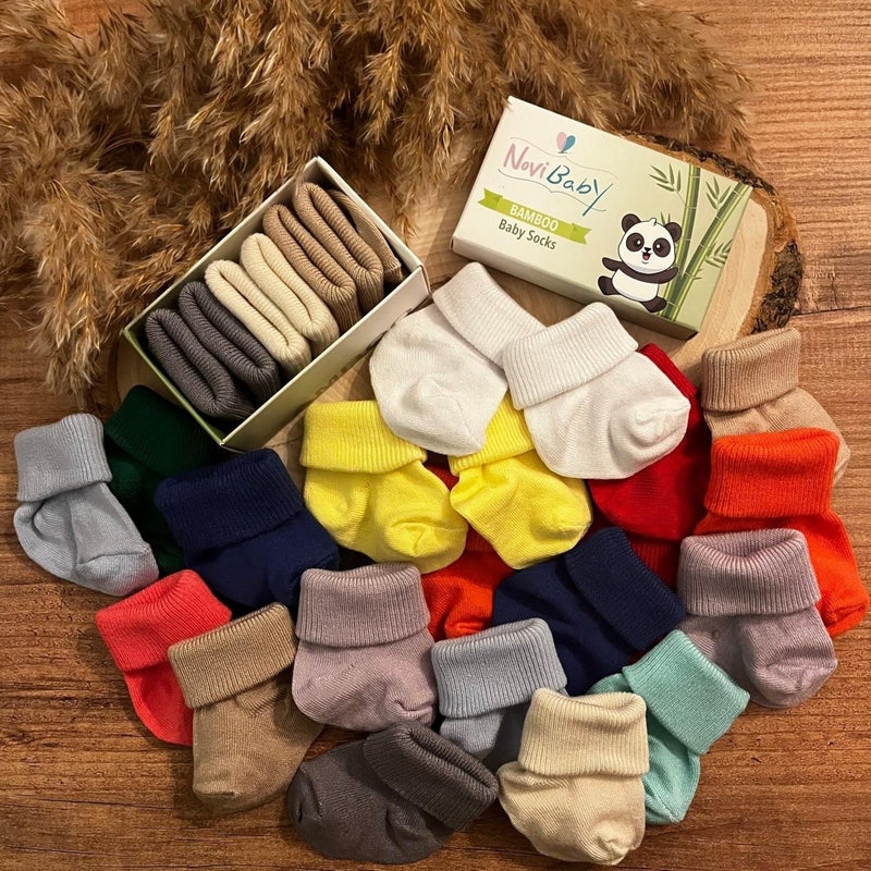 Novibaby 3-Piece Bamboo Newborn Baby Socks I Pine Green I 0-6 Months  - Image 2