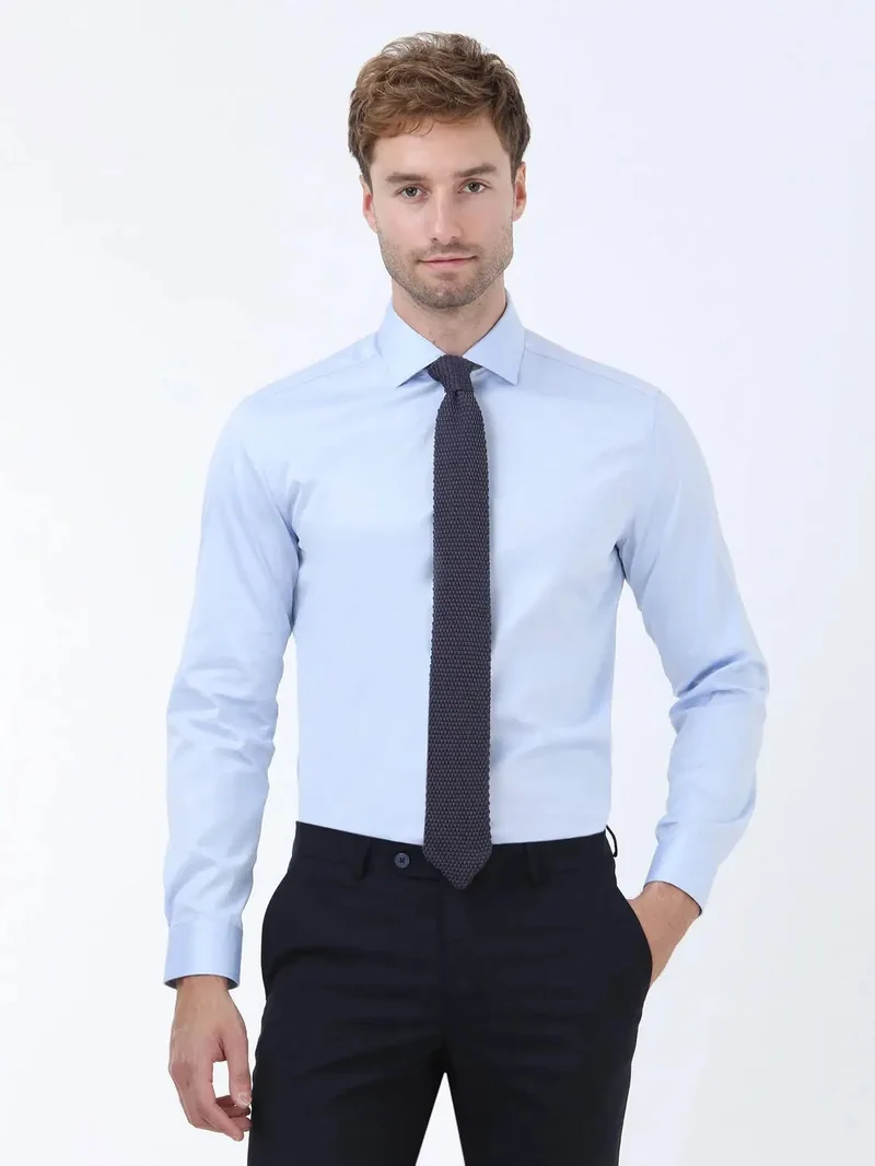 كيب قميص أزرق سادة بقصة عادية، مصنوع من القطن الكلاسيكي 100%