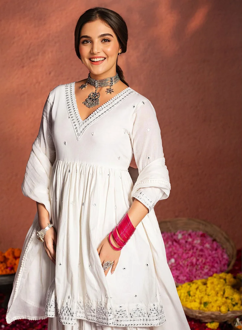 آي شين طقم كورتا بالازو نسائي أبيض % قطن بتصميم ذاتي كامل الطول