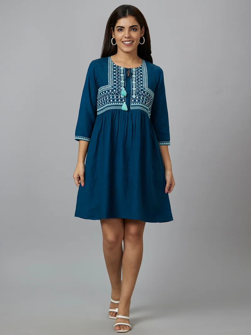 جلو باص Women Ethnic Motifs Tie-Up Neck Fit & Flare Ethnic Dress