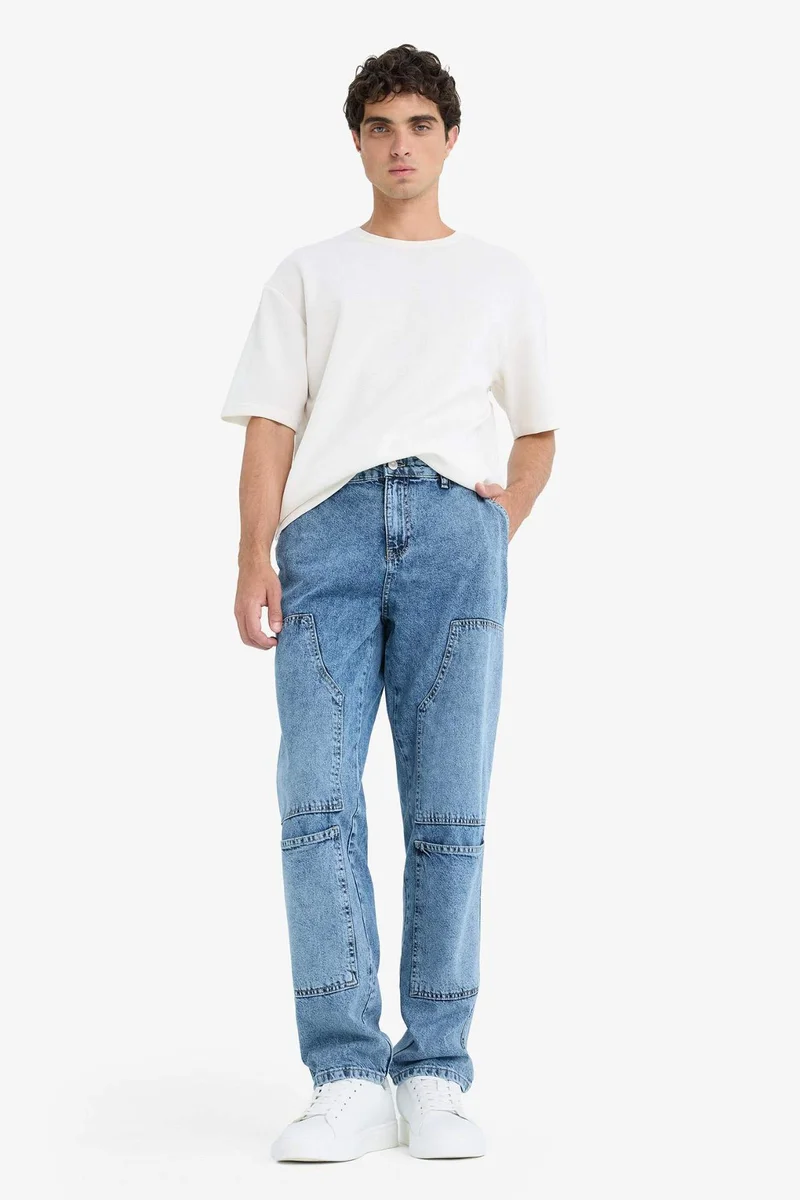 ديفاكتو Relax Fit Regular Hem Jeans
