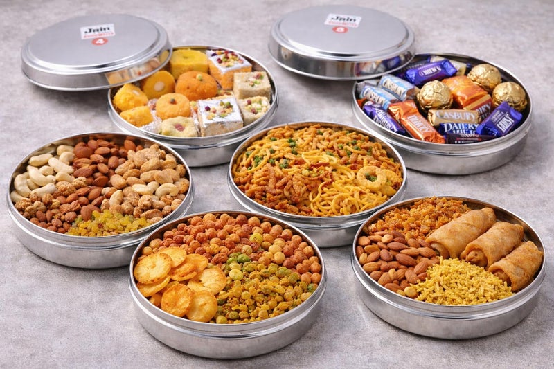Jain Stainless Steel Sleek & Flat Container | Food Grade Chapathi Dabba | Chocolate Box | 1 Pc - Dia - 15cm, 500 ML | Durable & Leakproof | Ideal for Chapathi & Snacks - SET OF 1 PCS ONLY - Image 3
