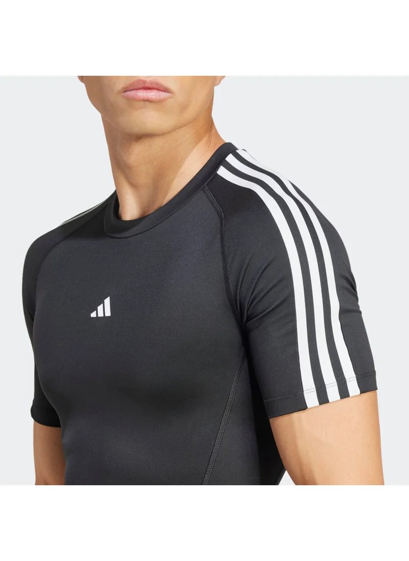 adidas تيشيرت تك فيت بضغط وتصميم 3 خطوط للتدريب