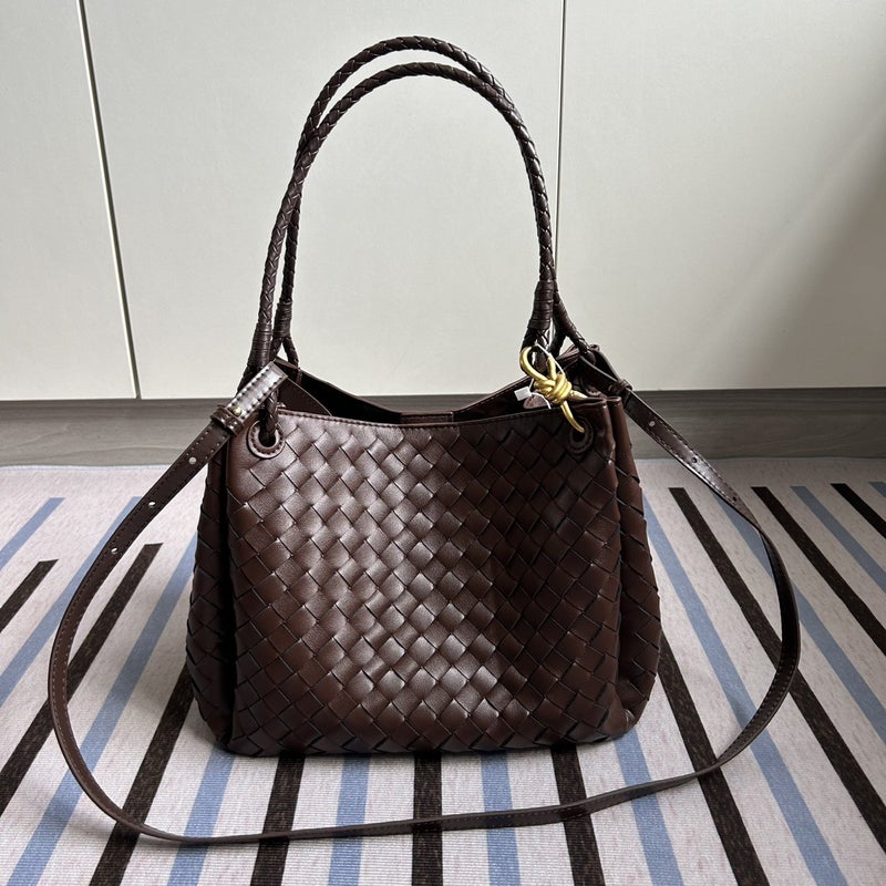 2025 Autumn/Winter Large Parachute Bag Fashionable Genuine Leather Women'S Bag Woven Handbag Single Shoulder Crossbody Bag - Image 2
