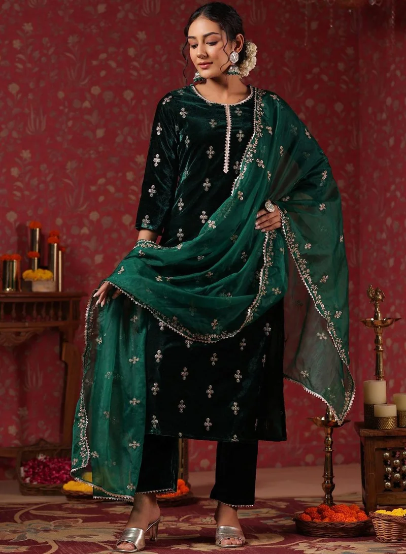 ISHIN Women'S Green Velvet Self Design Full Length Palazzo Kurta Set