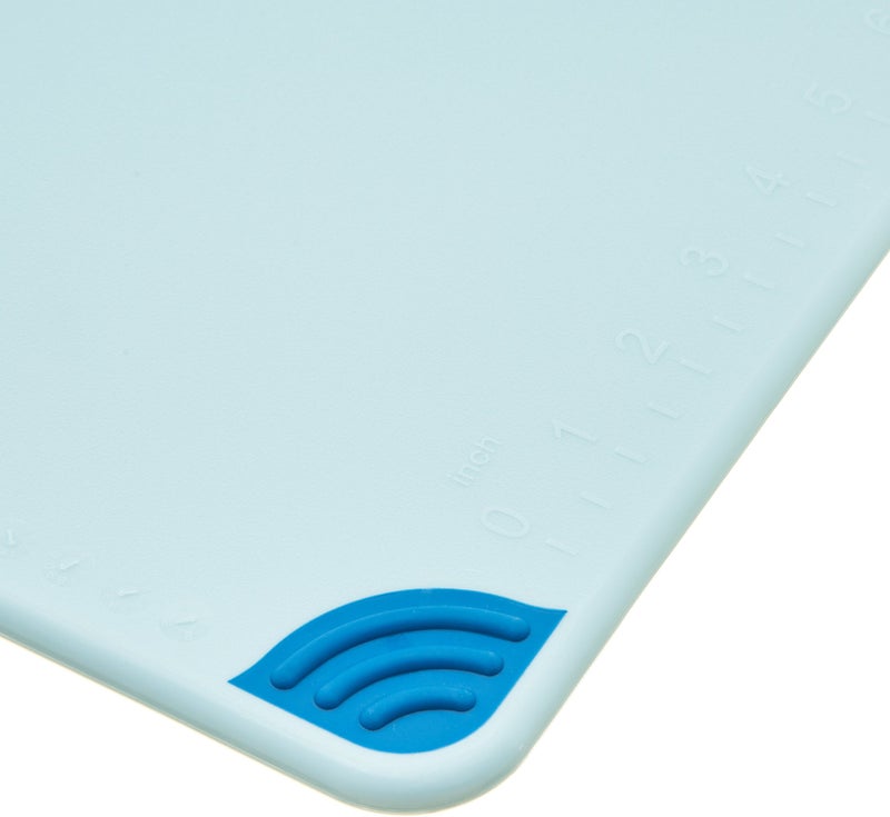 San Jamar Saf-T-Grip Plastic Cutting Board with Safety Hook, 12" x 18" x 0.5", Blue - Image 4