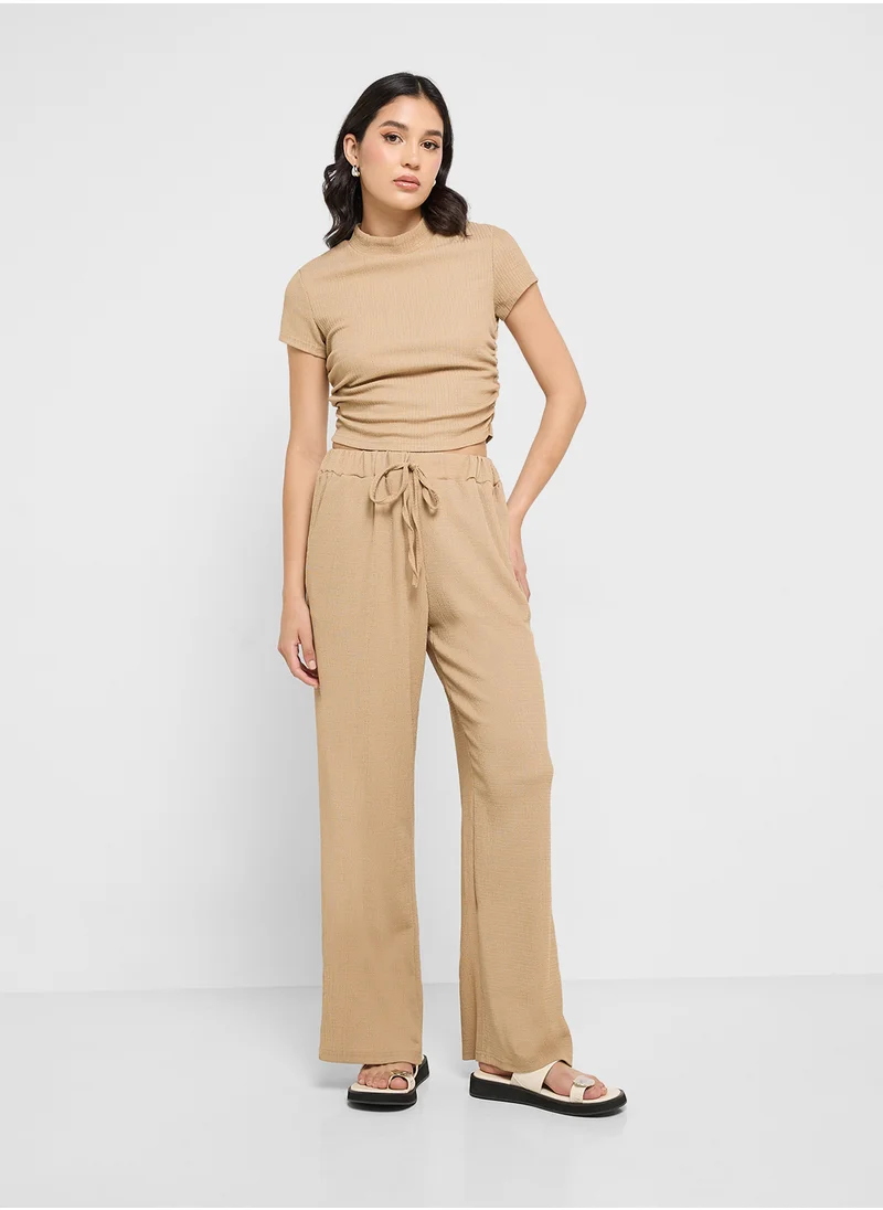 جينجر Fitted T-Shirt & Relaxed Fit Pant Lounge Set