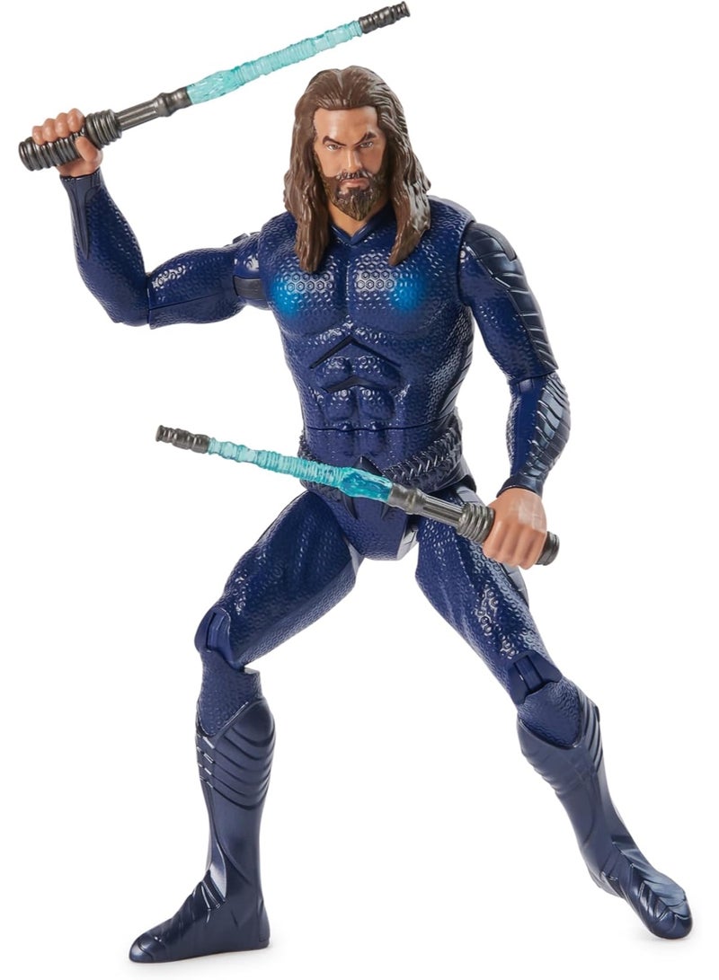 سبن ماستر مجسم أكوامان من دي سي كوميكس، إصدار دبل سترايك، بطول 30 سم، ببدلة التخفي، مزود بأضواء وأصوات، و11 نقطة مفصلية، لعبة أطفال قابلة للتجميع من فئة الأبطال الخارقين للأولاد - Image 3
