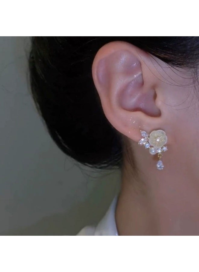 Goolsky French Pearl Flower Stud Earrings for Women – Luxury Vintage Minimalist Elegant Earrings, Pearl Flower Motifs S925 Silver Posts Hypoallergenic, Office Daily Weddings Eid Wear - Image 5