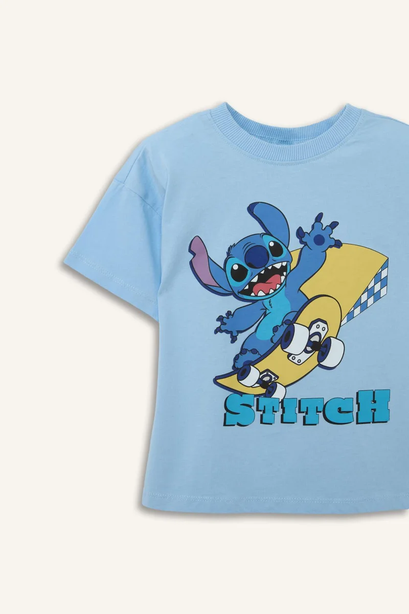 ديفاكتو Regular Fit Lilo &amp; Stitch Licensed Short Sleeve T-Shirt