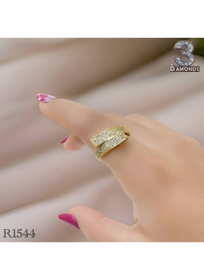 ثري دايموندز - خاتم شريحتين مطلي ذهب – تصميم عصري أنيق مرصع بزركون للنساء - Image 1