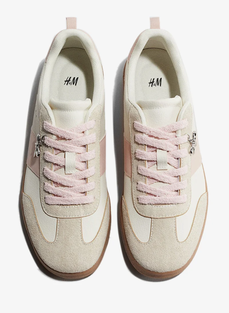 H&M Appliquéd trainers