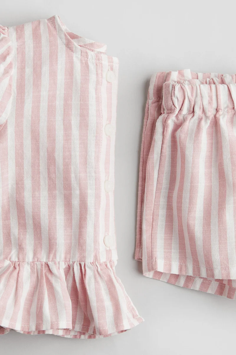 H&M 2-piece blouse and shorts set