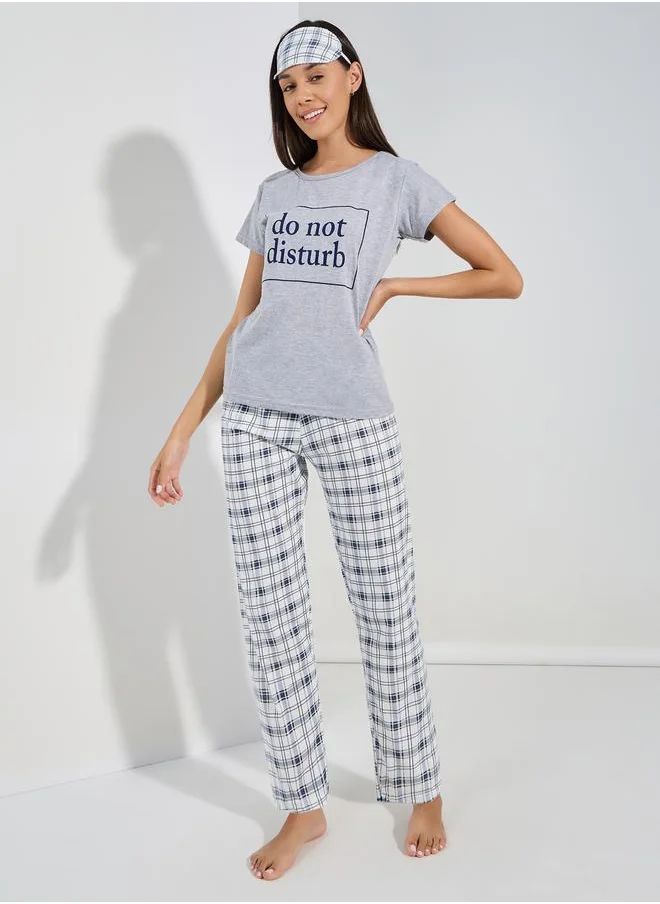 ستايلي Do Not Disturb Slogan T-Shirt & Checked Pyjama Set