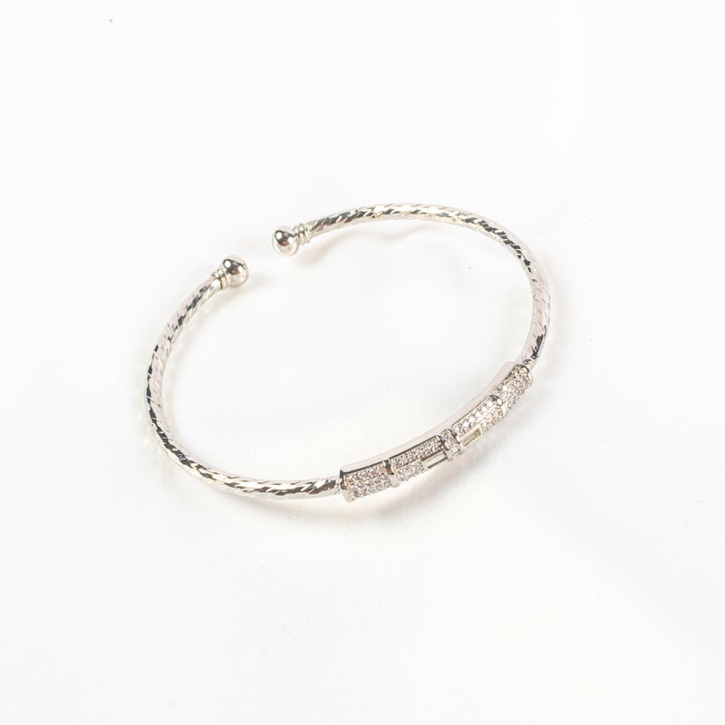 مجموعة من 3 أساور ذهب صيني مرصعة بفصوص الزيركون ذهبي وفضي وروز جولد - Image 3