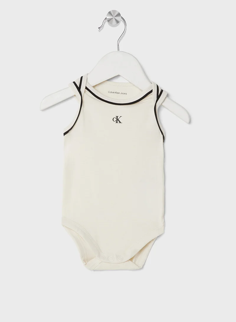 كالفن كلاين جينز Kids Monogram Sleeveless Body & Bib Gift Set