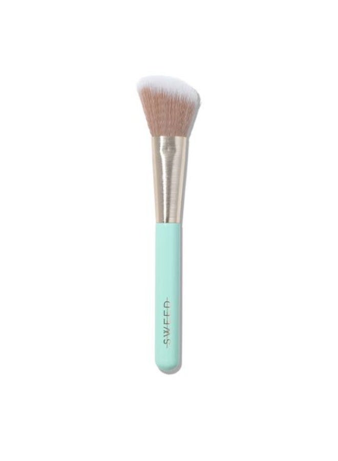 Sweed Angled Blush Brush 1 piece - Image 2