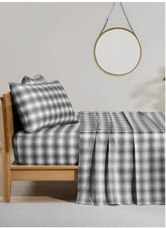 Pendleton 6-Piece 300 Thread Count 100% Cotton King Size Bedsheet Set With 1x King Flat Sheet 284cm x 264cm + 1x King Fitted Sheet 198cm x 203cm + 4x King Pillow Cases 53cm x 104cm  - Image 1