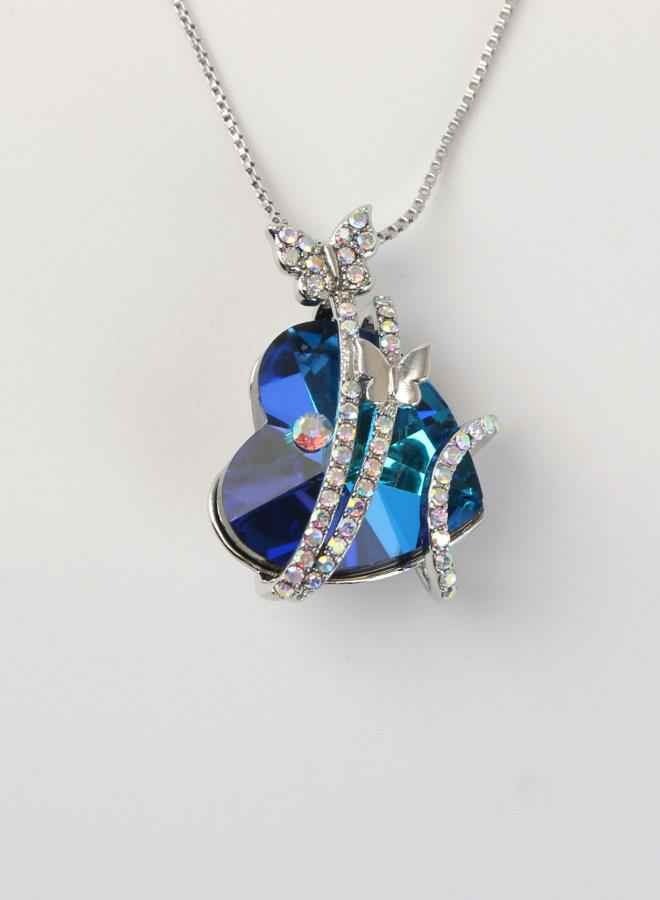 European and American alloy iridescent blue heart-shaped butterfly animal necklace accessory for women - Image 1