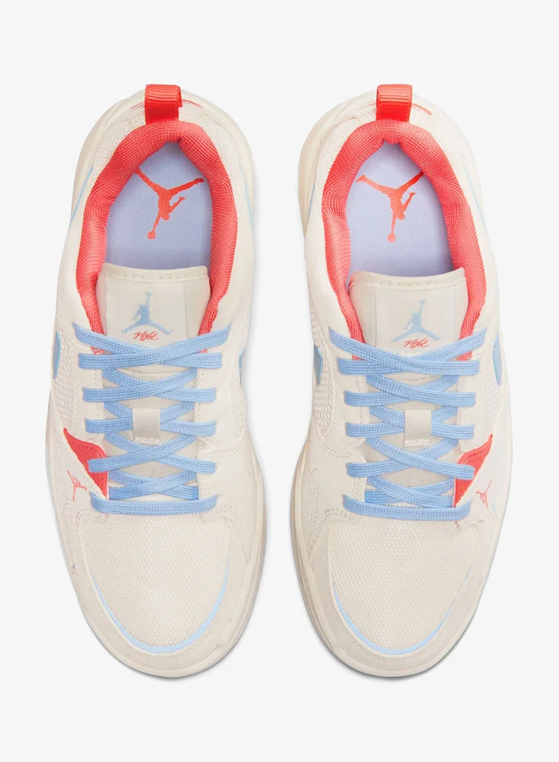 جوردن جوردان كمفت إيرا