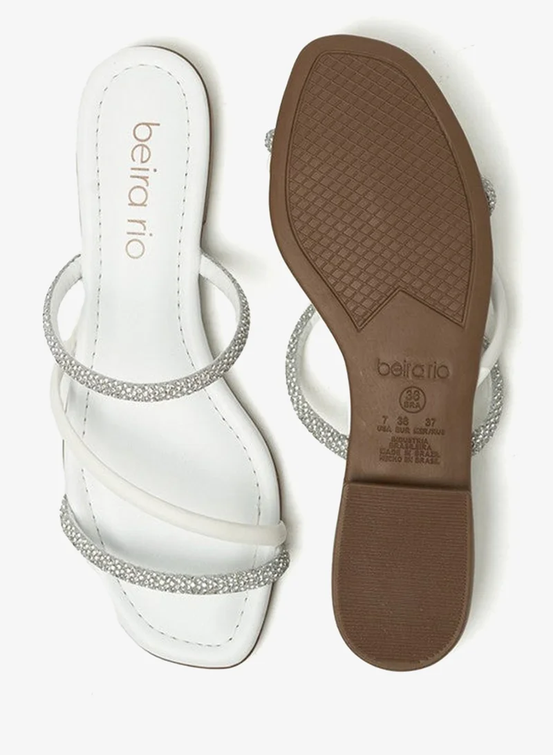 Beira Rio White Flat Sandals for Women – Stylish Ladies Flat Sandals & Comfortable Flat Slippers for Women | Best Price UAE